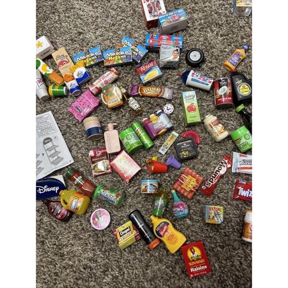 Lot Of Zuru Mini Brands Disney Animator Pantry Star Wars Turtles Grocery Display - Picture 7 of 16